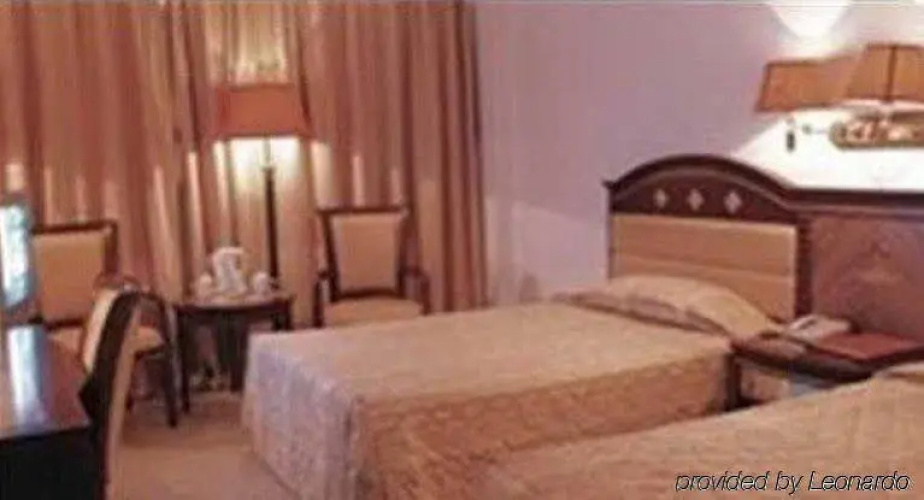 Li Yun Hotel