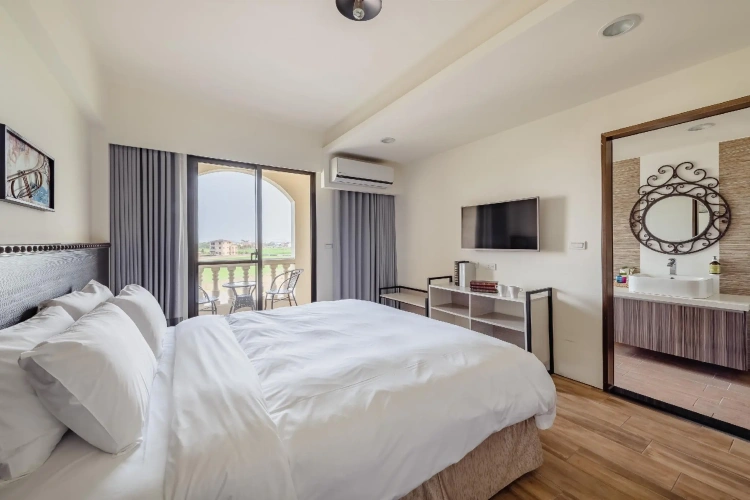 Deluxe Double room with balcony