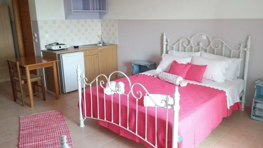 Elaias Gi Residence