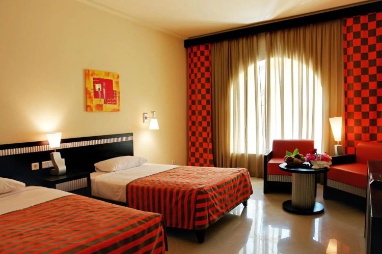 Elysees Dream Beach Hotel