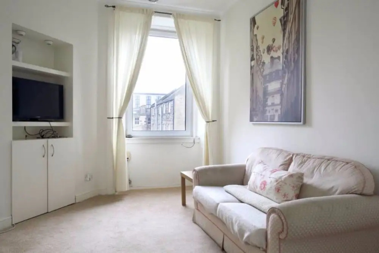 1 Bedroom Apartment In The Shore Leith