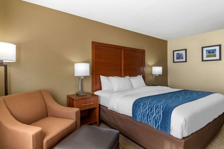 Guest rooms