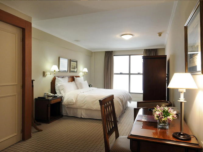 Windsor Hotel And Tower