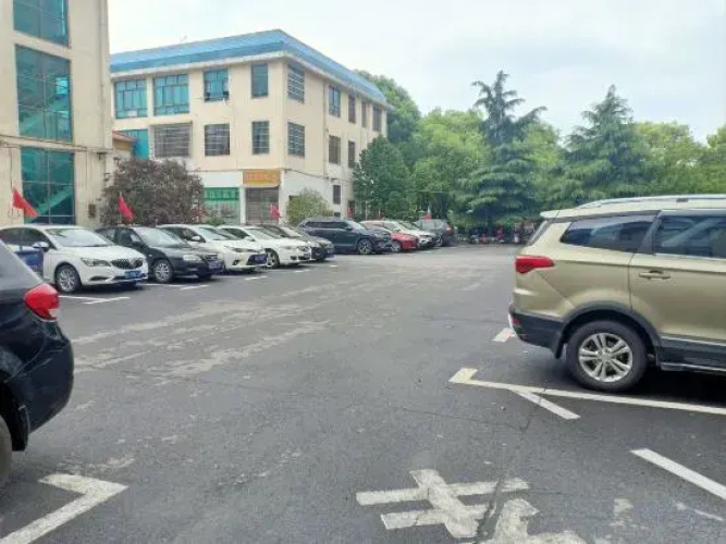 Nanxian Rocket Hotel