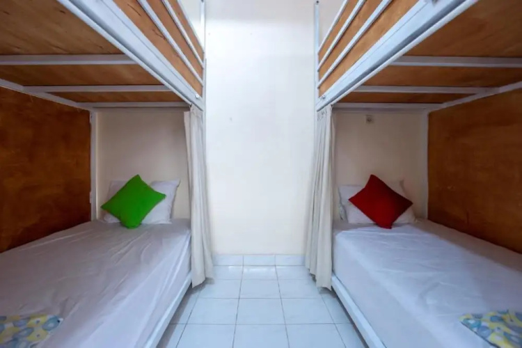 Nushe Hostel & Room