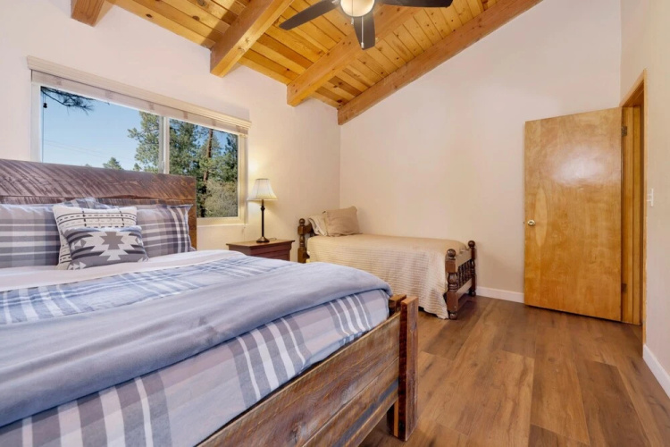 Summit Backyard C by Big Bear Vacations