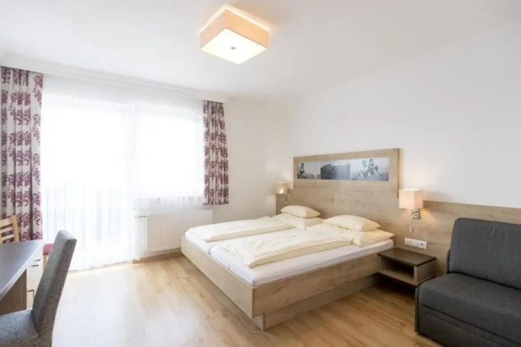 Standard Double room with balcony