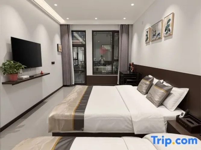 Standard Twin Family room