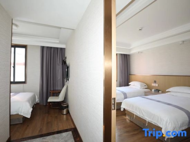 Triple Suite