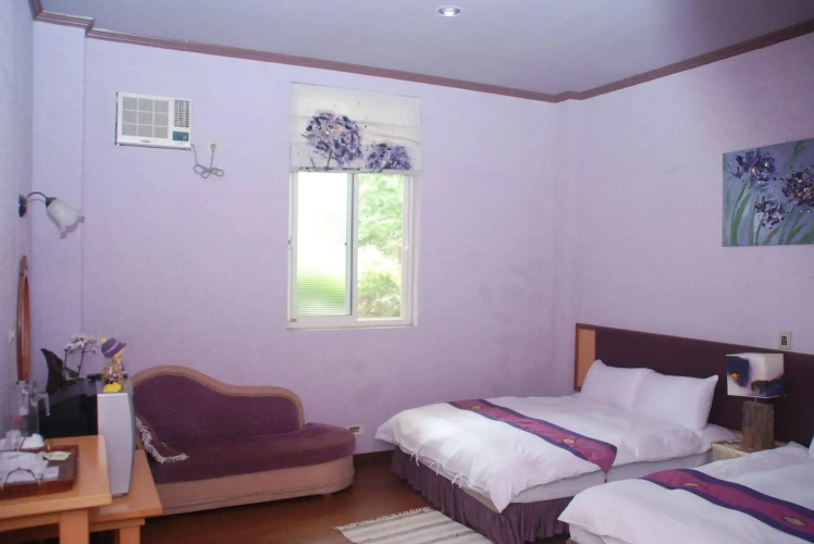 Nine Aboriginal B&B