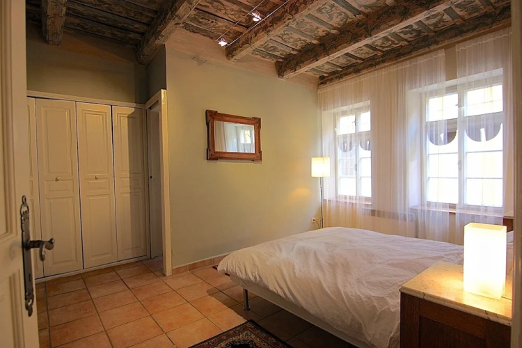 1 Bed Flat - Sleeps 4 - Balcony - Wifi