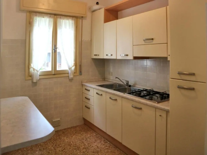 3 Bedrooms Apartment