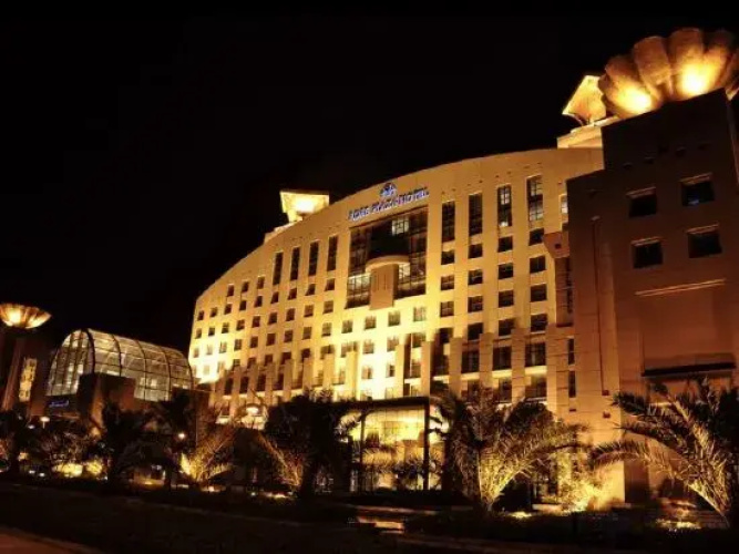Rose Plaza Hotel