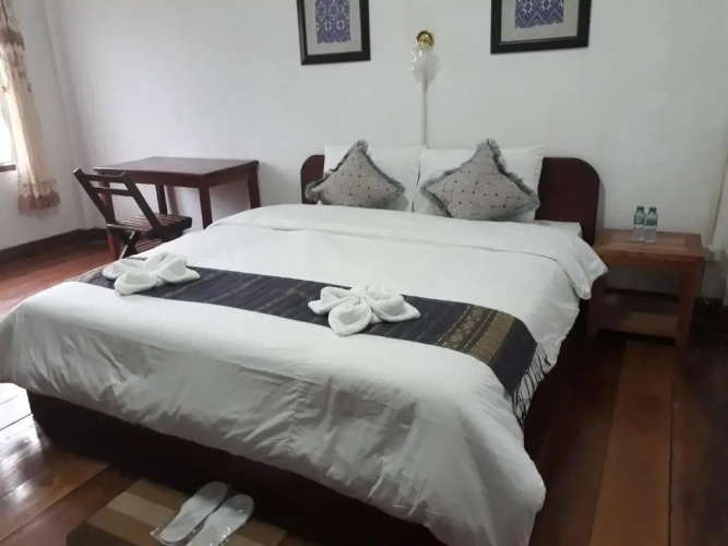 Standard Double room with view