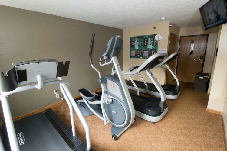 Super 8 by Wyndham Chicago O'Hare Airport photo 25