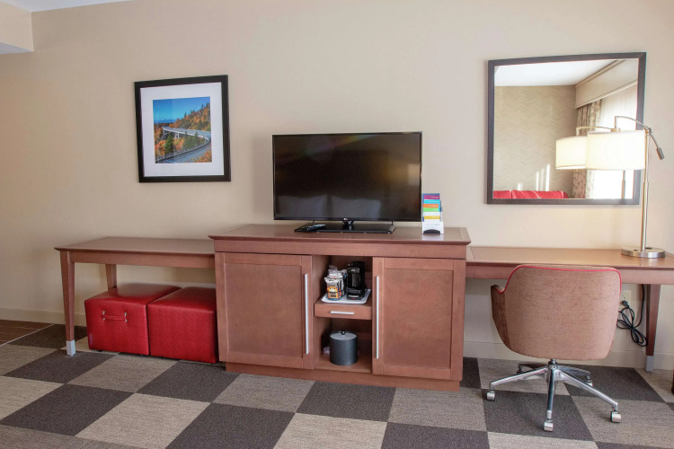 Hampton Inn & Suites Boone