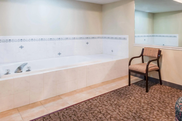 Wingate by Wyndham - Joliet