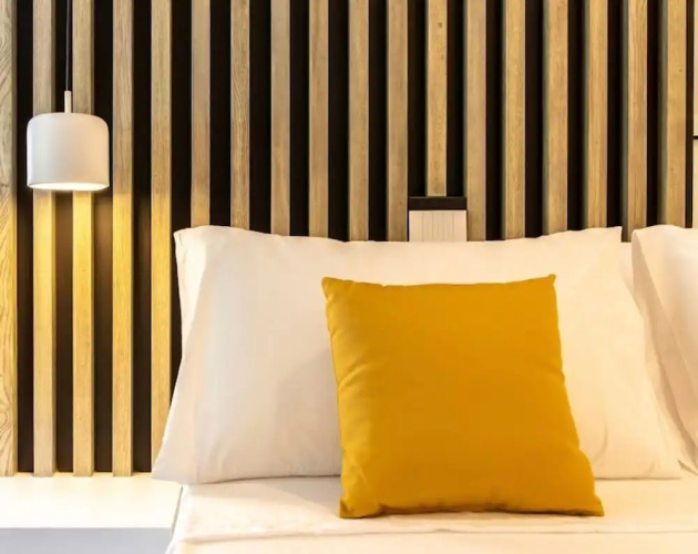 Metropolitan Rooms