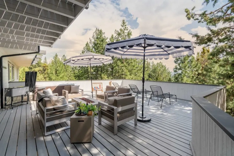5 Bedrooms Cottage with balcony