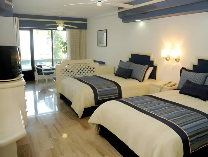 El Cid El Moro Beach Hotel