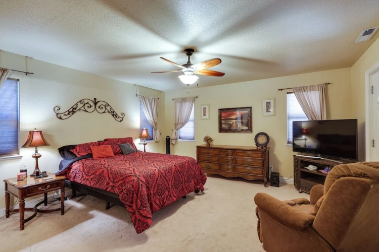 Guest rooms