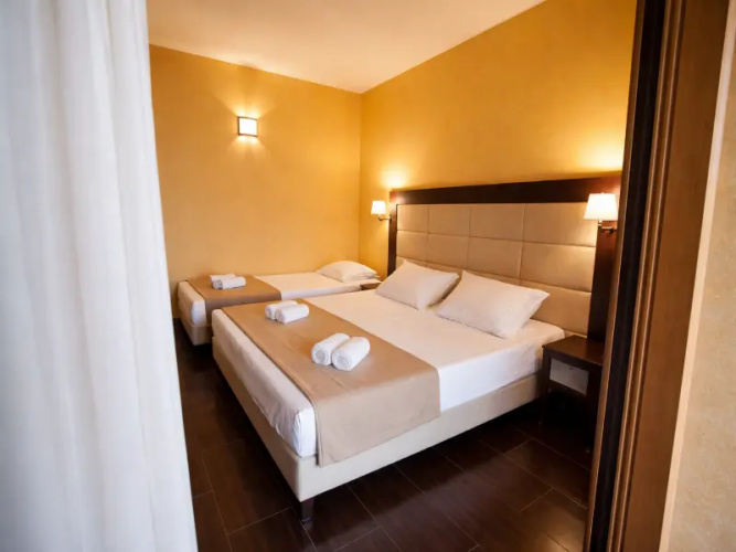 Superior Triple room with balcony
