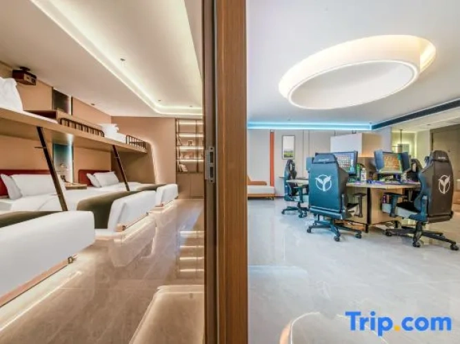 Quintuple Suite