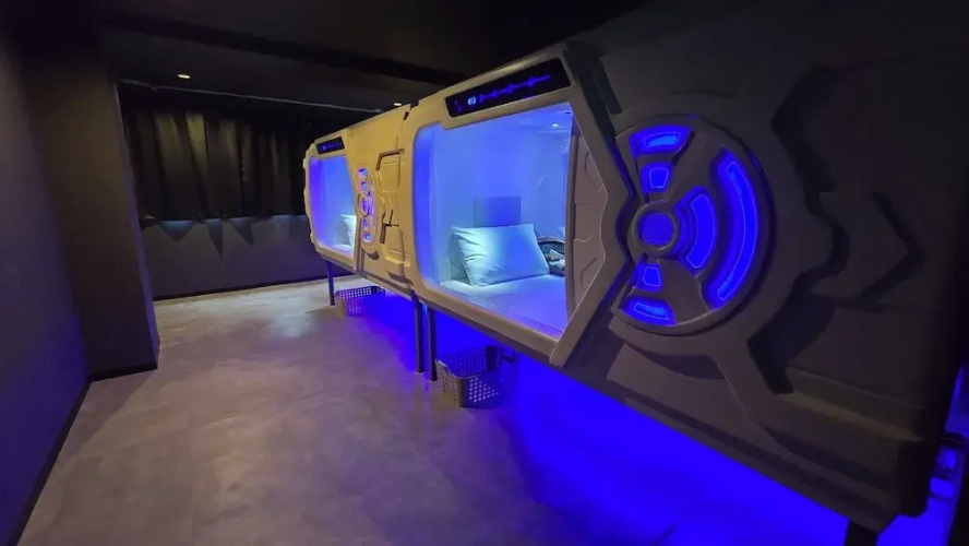 Hotel Galaxy Pod