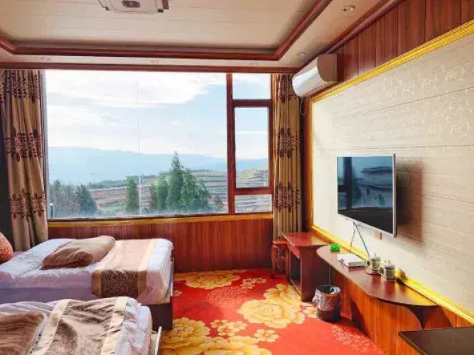 Red Clay People's Hotel