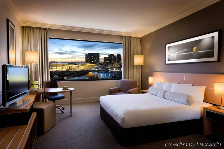 Crowne Plaza Melbourne by IHG
