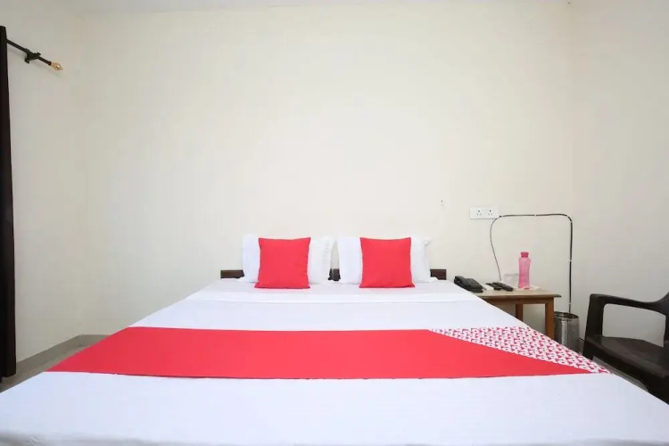 Jb Lodge By OYO Rooms