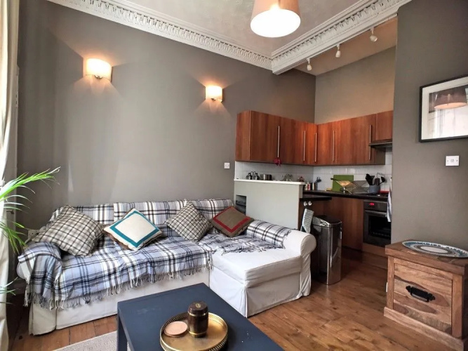 1 Bedroom Flat In Edinburgh
