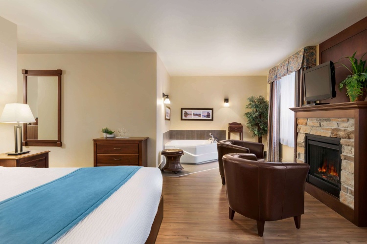 Days Inn by Wyndham Levis photo 7