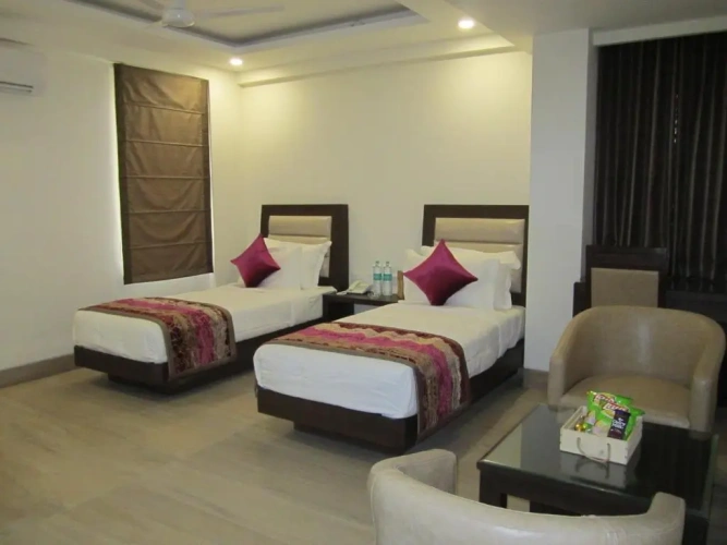 Standard Twin room