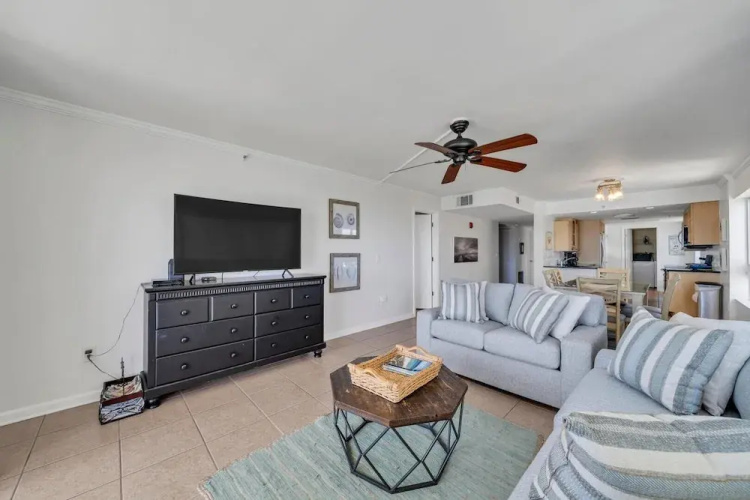 Destin Towers 31