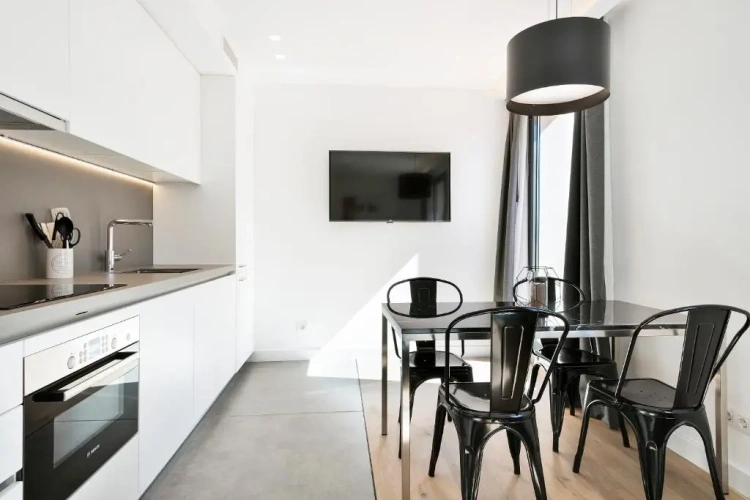 2 Bedrooms Deluxe Apartment