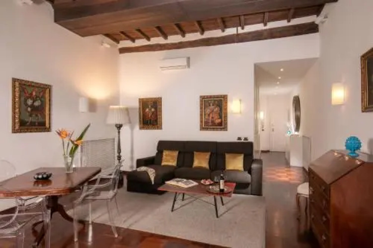 Alexander Apartment Condotti