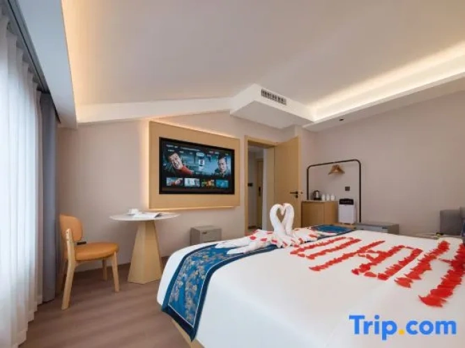 Double Suite
