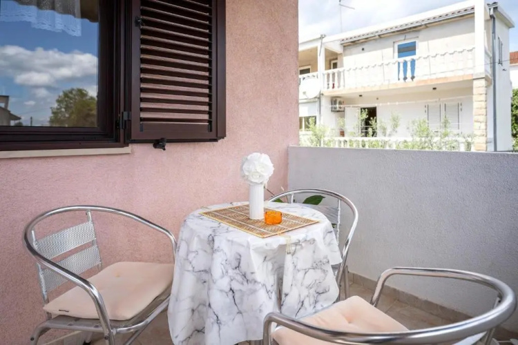 Apartments Gold - 300m from beach