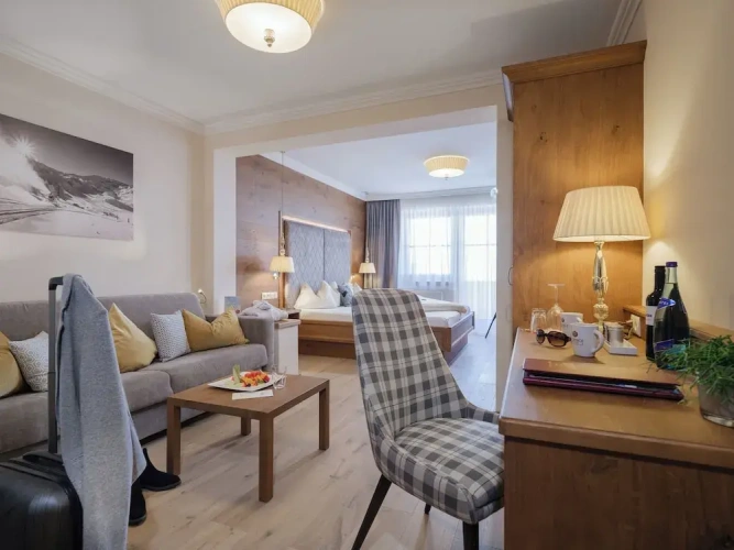 Deluxe Double Family room