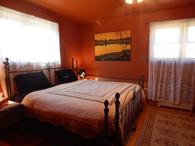MoonStone Bed and Breakfast