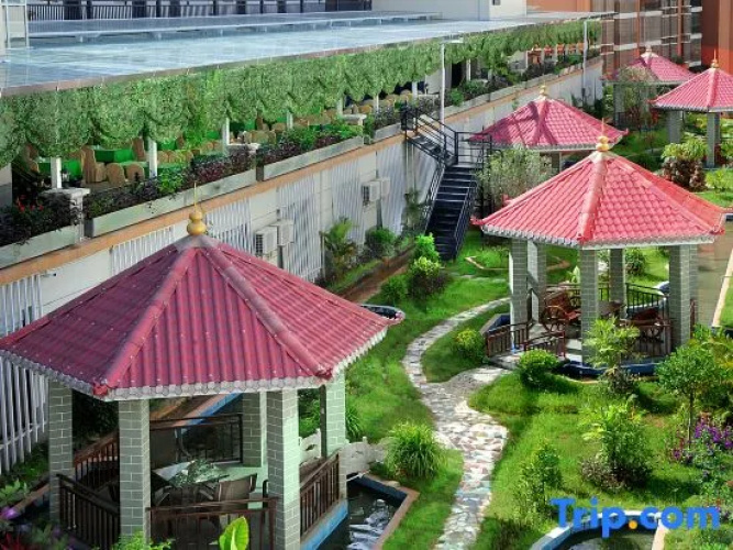Weijing Garden Boutique Hotel