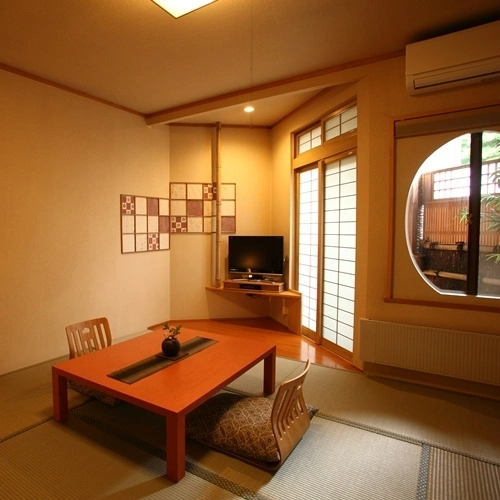 Economy room