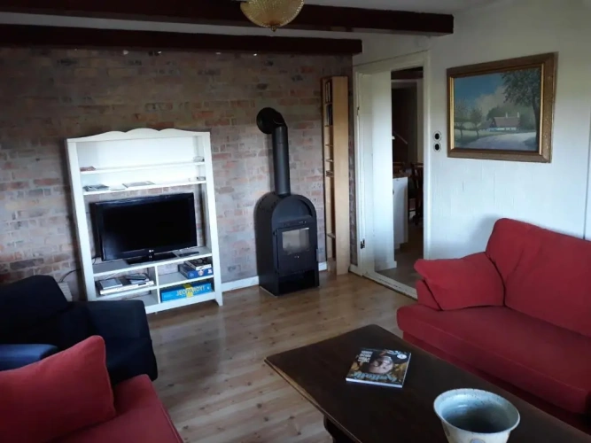 3 Bedrooms Cottage