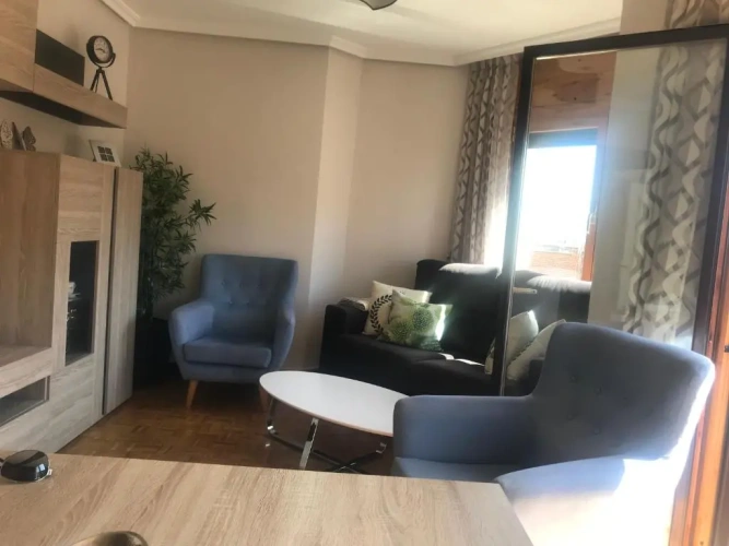3 Bedrooms Apartment