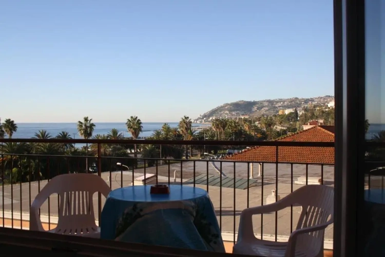 Standard Double room with balcony and with sea view