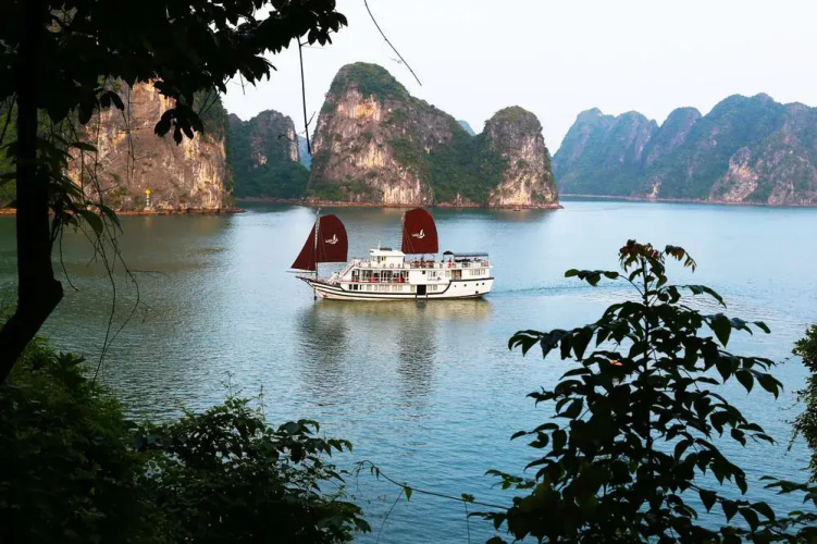 LaFairy Sails