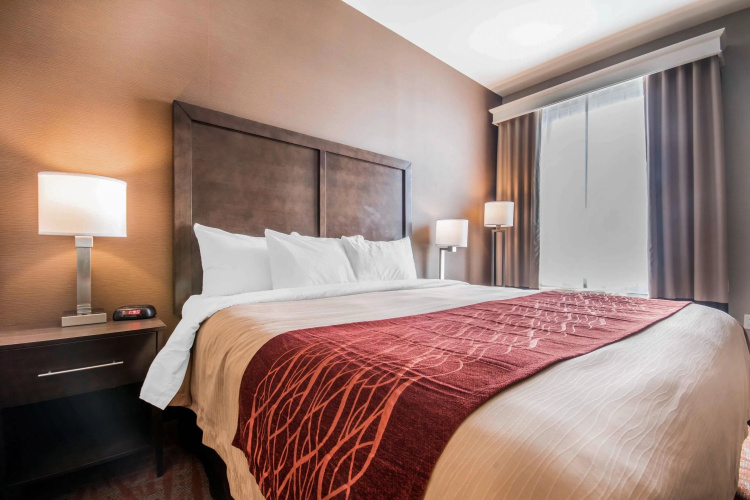 Comfort Inn & Suites