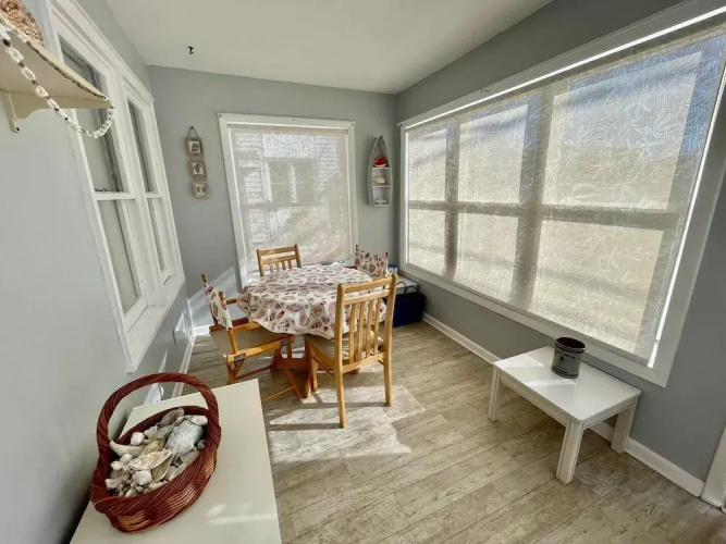 Rodney Avenue 103 #5