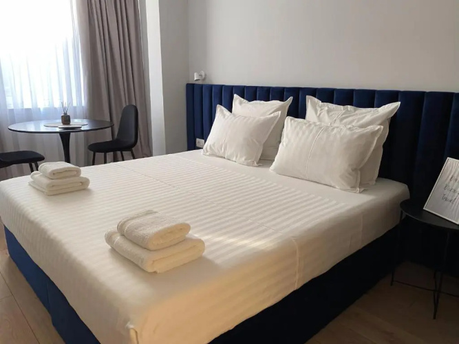 Living Studio Apartments